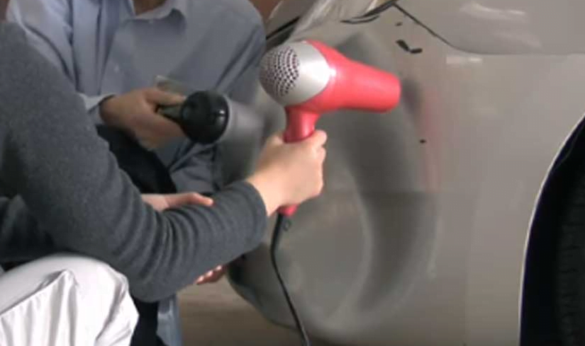 Cara Memperbaiki Body Mobil Penyok Menggunakan Hair Dryer